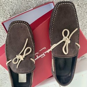 A beautiful Ferragamo Loafer. Great Condition Sz 10.5